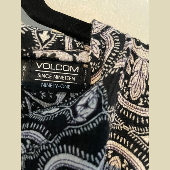 Volcom Black an White Floral Mini Dress S - Picture 4 of 5